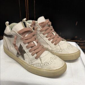 ShuShop Women's White and Pink Paulina Sneakers